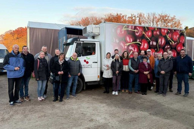 Vertreter aus Rosenau sind zu Gast in ...chaft auf dem Obsthof Brndlin kennen.  | Foto: privat