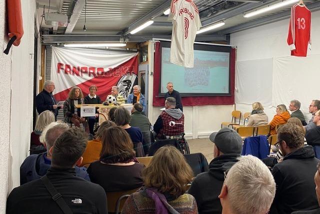 Wie erlebten die ersten Fuballerinnen des SC Freiburg die Anfnge des Frauenfuballs im Verein?