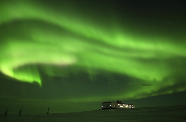 Polarlichter ber der Nemayer-III-Stat...t  sie das Zuhause von Julia Gutting.   | Foto: Julia Gutting