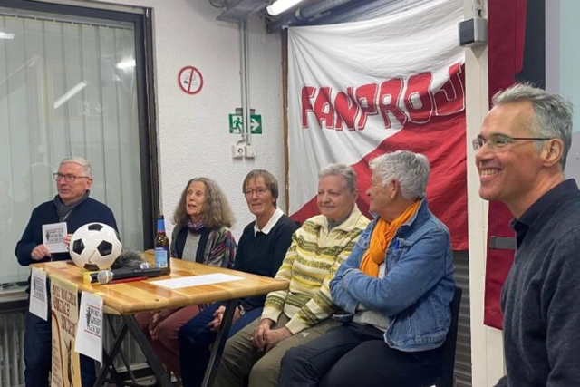 Wie erlebten die ersten Fuballerinnen des SC Freiburg die Anfnge des Frauenfuballs?