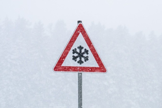 Es besteht erhhte Glttegefahr in Baden-Wrttemberg durch gefrierenden Regen.  | Foto: Silas Stein (dpa)