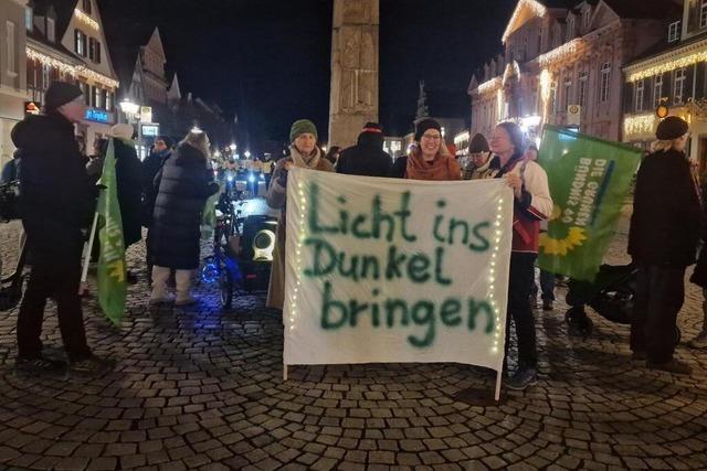 Nachtspaziergang in Offenburg setzt Zeichen fr Sicherheit von Frauen