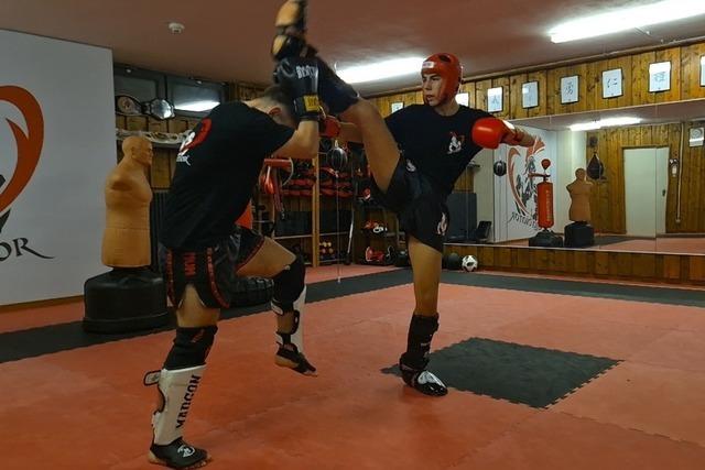 Kickboxer Azad Egin trainiert mit dem Vater und lebt in Mllheim seinen Traum