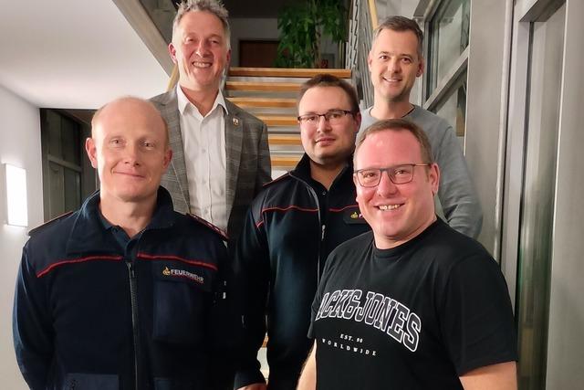 Feuerwehr Ballrechten-Dottingen prsentiert nach langem Warten neues Lschfahrzeug