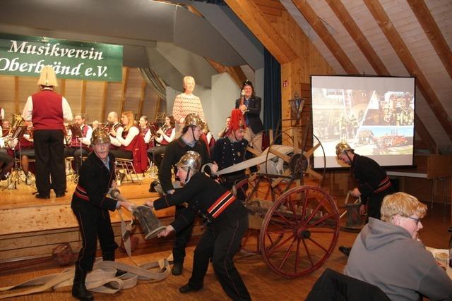 Musikverein Oberbrnd widmet sein Konzert Hexen, Blsern, der Feuerwehr und allen anderen wichtigen Akteuren in der Gemeinde