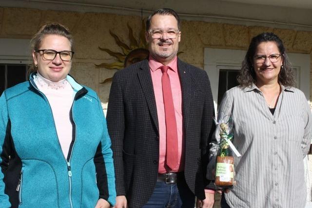 Manuela Brunner und Cornelia Tscheulin retten Haus Sonnenbhl in Todtmoos