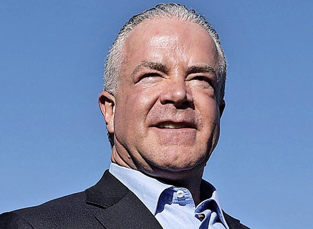 Soll Geschäftsbeziehungen mit dem Vate... Miss-Universe-Eigentümer Rocha Cantú. | Foto: IMAGO/Gerardo Vieyra Soll Geschäftsbeziehungen mit dem Vate... Miss-Universe-Eigentümer Rocha Cantú. | Foto: IMAGO/Gerardo Vieyra