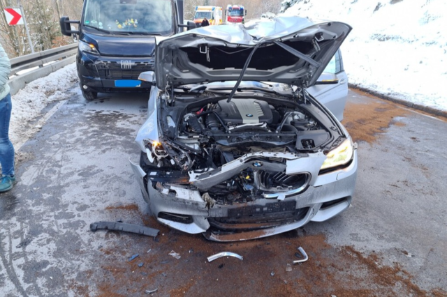 Bergwacht-Auto bei Titisee-Neustadt verunglckt: zwischen Winterwetter und schneller Hilfe