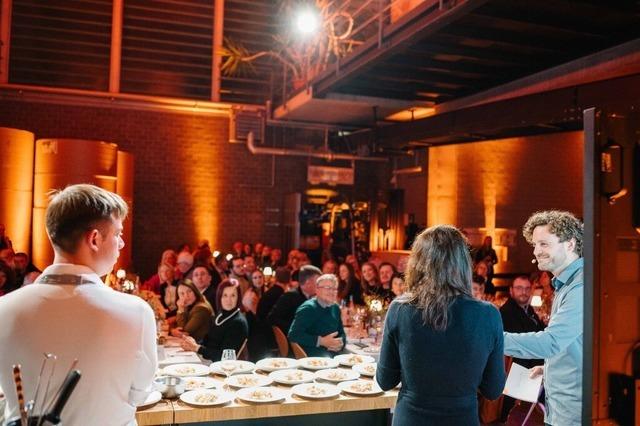 Video: Highlights des Benefizdinners zum Start der Aktion Weihnachtswunsch in der Freiburger Druckhalle