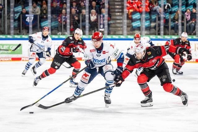 Schwenninger Wild Wings  gewinnen in Nrnberg ein Spiel mit vielen Wendungen