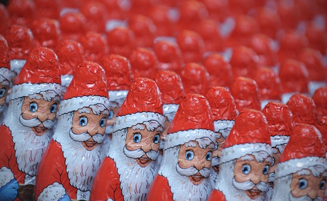 Viele Schokoladen-Produkte kosten deut...als noch vor Jahresfrist. (Symbolbild)  | Foto: Oliver Mehlis/dpa-Zentralbild/dpa