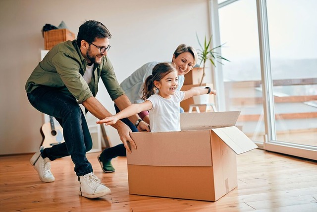 Wer ein neues Zuhause sucht, findet vi... wohnverdient.de die passende Wohnung.  | Foto: drazen_zigic (adobe.stock.com)