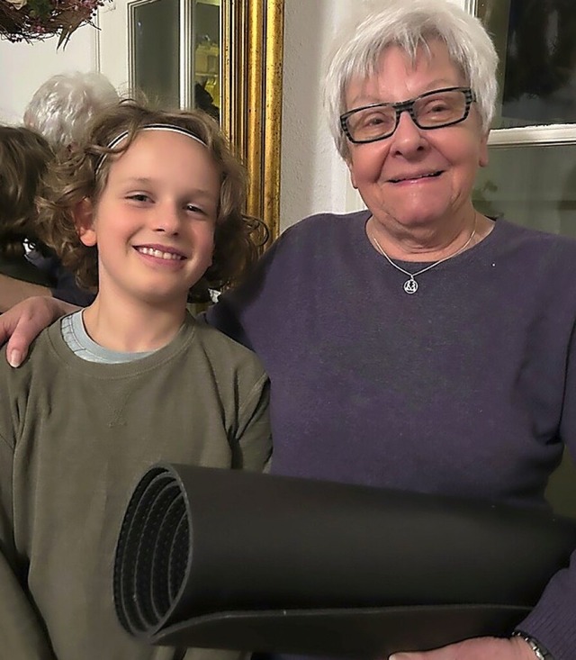 Julius Zeno Pannek und seine Oma  | Foto: privat