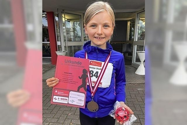 Glcklich ber zwei Erfolge