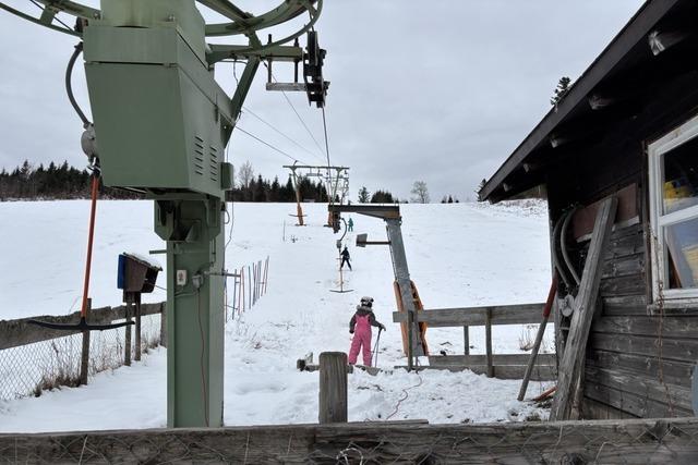 Warten auf Schnee: So laufen die Vorbereitungen der Skilift-Betreiber im Freiburger Umland