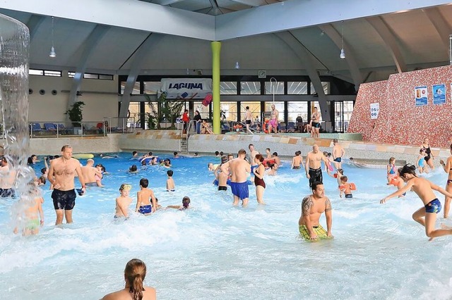 Erlebnisbad fr die ganze Familie: das Laguna Badeland in Weil am Rhein  | Foto: Laguna