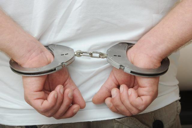 Festnahmen in Kehl: Bundespolizei vollstreckt zwei Haftbefehle
