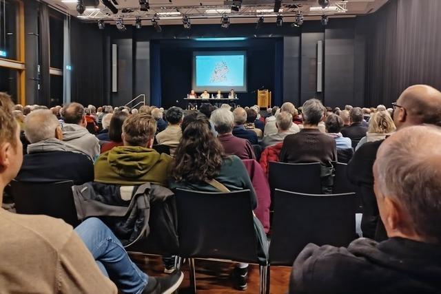 Wie Kirchzarten seinen Haushalt sanieren knnte – Gemeinde stellt Konzept vor