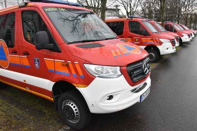 Regierungsbezirk Freiburg erh�lt neue CBRN-Erkundungswagen f�r Feuerwehr