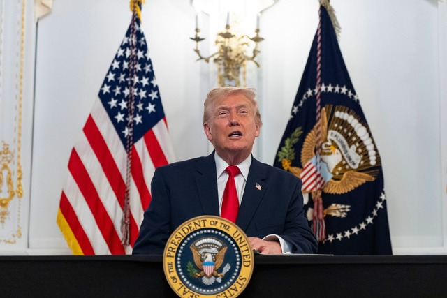 Eine Nationalgardistin ist laut US-Pr&...nald Trump ihren Verletzungen erlegen.  | Foto: Alex Brandon/AP/dpa