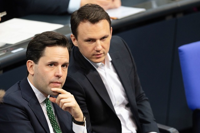 Die junge Unionsabgeordneten m&uuml;ss... Reddig (r.) von der CDU. (Archivfoto)  | Foto: Markus Lenhardt/dpa