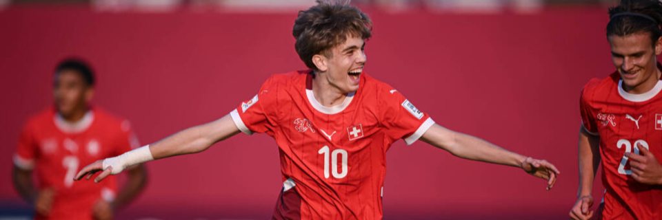 Nachwuchs-Talent Mladen Mijajlovic vom SC Freiburg wirbelt krftig bei der U-17-WM