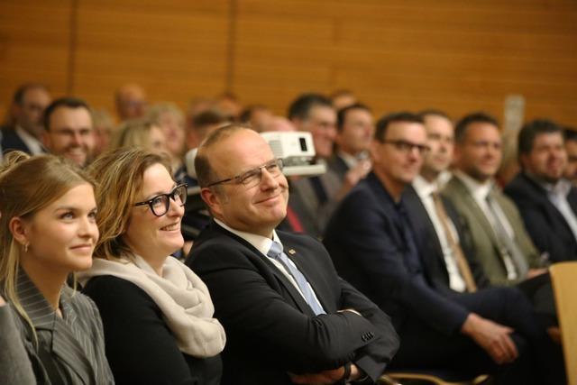 Meienheims Brgermeister Alexander Schrder wurde verabschiedet –  mit teils deutlichen Worten