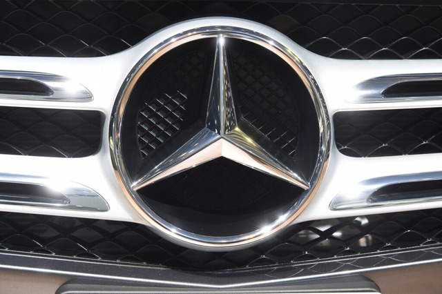 Kestenholz ist Mercedes-Benz nach eige...mehr als sieben Jahrzehnten verbunden.  | Foto: Uli Deck (dpa)