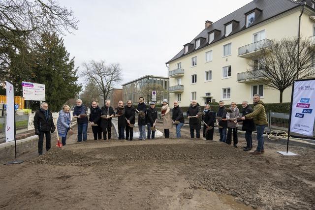 Minister Hermann lutet in Freiburg den Bau von Sdbadens erstem Radschnellweg ein
