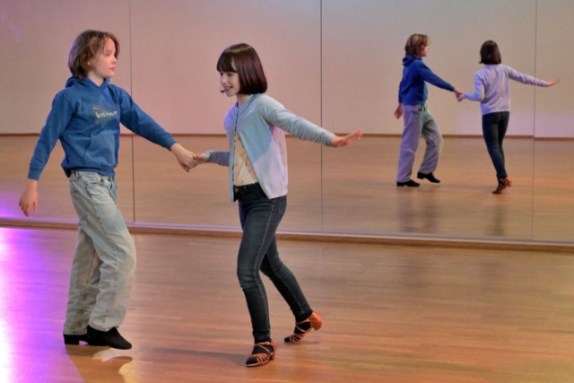 Diese zwei Zehnjhrigen vom Denzlinger Tanzstudio 