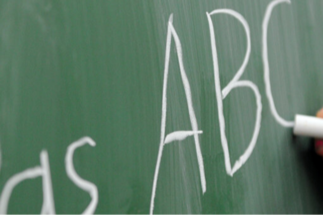 Warum es immer mehr Analphabeten gibt - und was das Land dagegen tut