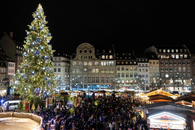 Noch ist unklar, was es mit der nahe d...markt gefundenen Pistole auf sich hat.  | Foto: Romeo Boetzle/AFP/dpa