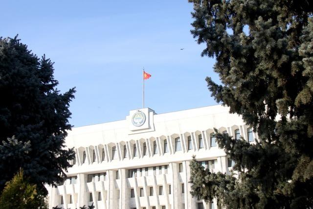 Kirgistan wählt neues Parlament