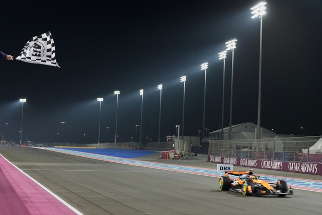 Oscar Piastri will sich nicht geschlagen geben.  | Foto: Altaf Qadri/Pool AP/AP/dpa