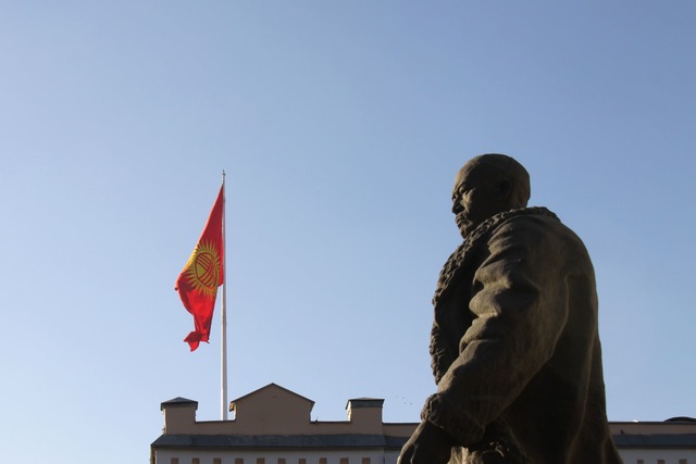 Kirgistan galt lange als "Vorzeigedemokratie" in Zentralasien.  | Foto: Andr&eacute; Ballin/dpa