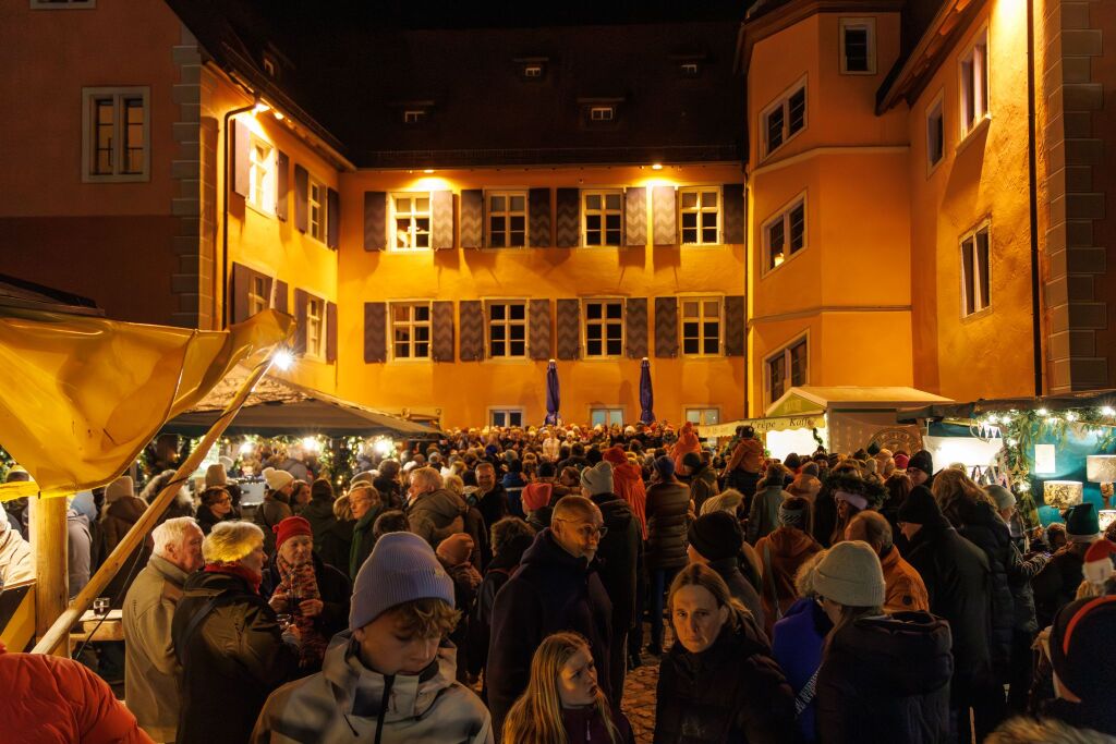 Mrchenhaft zaubervolle Stimmung herrschte beim Weihnachtsmarkt in Kirchzarten.