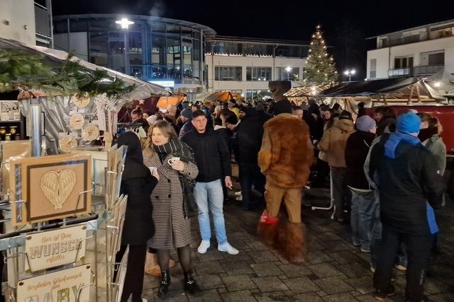 Der Weihnachtsmarkt in Efringen-Kirchen lockt mit glitzernder Deko und handgemachten Geschenken