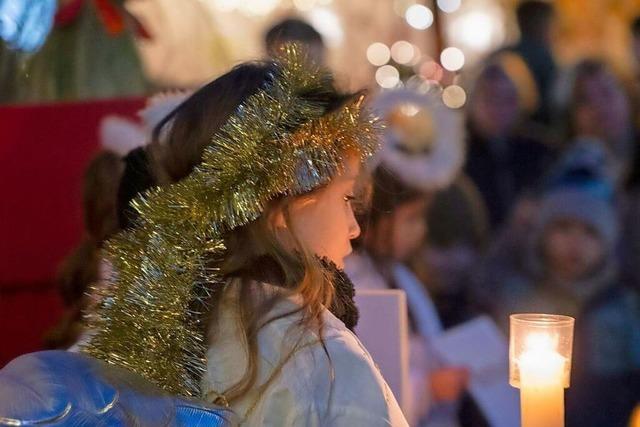 Reges Markttreiben zum ersten Advent im Markgrflerland