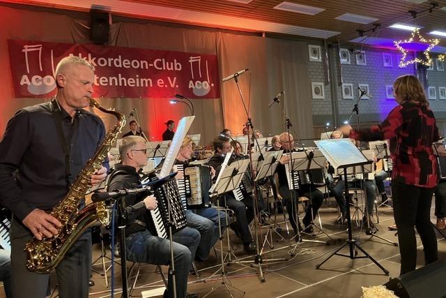 Der Akkordeonclub Ottenheim hat bei seinem Konzert eine Reise durch die Filmmusik geboten