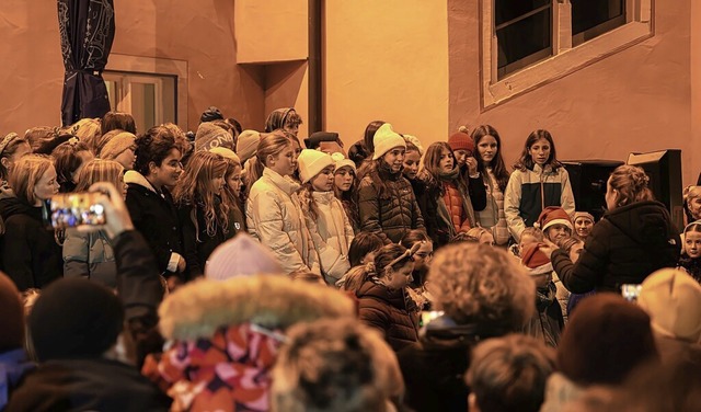 Adventliches Rahmenprogramm sorgte fr...llene Lampen und besondere Duftaromen.  | Foto: Hubert Gemmert