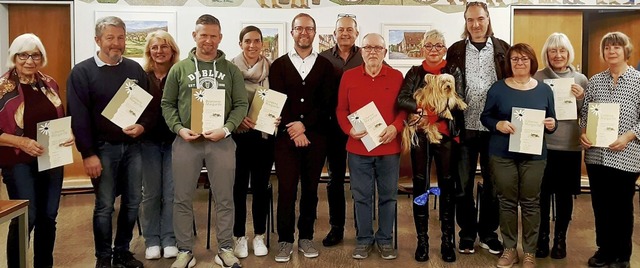 Die Geehrten beim Blumenschmuck-Wettbewerb im Herbolzheimer Ortsteil Broggingen  | Foto: Reiner Merz