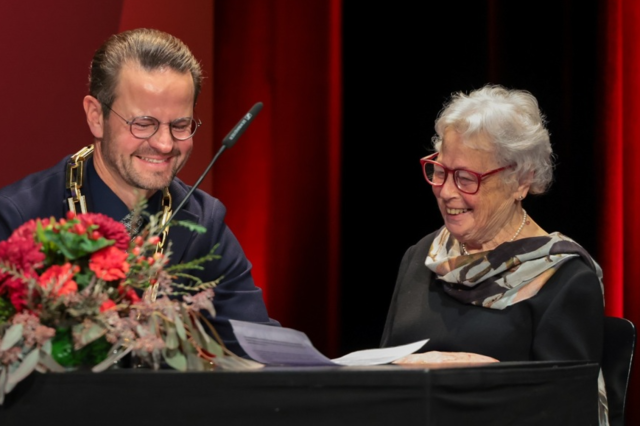 Ehrenbrgerwrde fr die einst nach Gurs deportierte Offenburgerin Eva Mendelsson