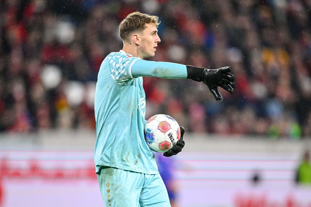 Vertrat Robin Zentner im FSV-Tor: Lasse Rie&szlig;  | Foto: Harry Langer/dpa