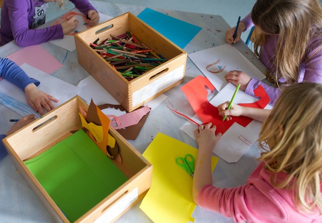 Die Ganztagsbetreuung soll schrittweise kommen. (Symbolbild)  | Foto: Uwe Anspach/dpa
