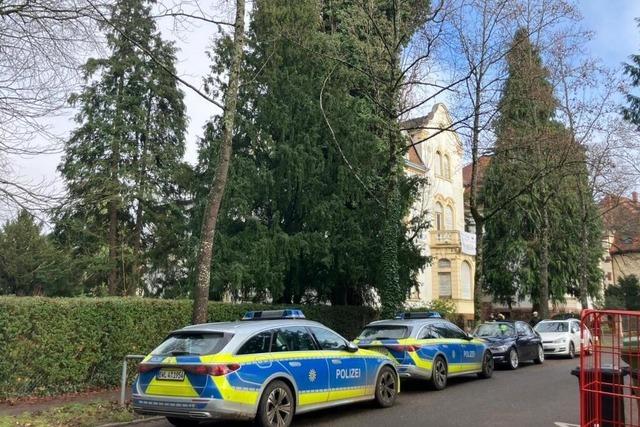Villa in Freiburg-Wiehre von Aktivisten besetzt