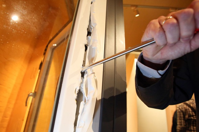 Die Zahl der Einbrche nimmt in der du...es auch vermehrt Flle in der Ortenau.  | Foto: Bodo Marks (dpa/Symbolfoto)