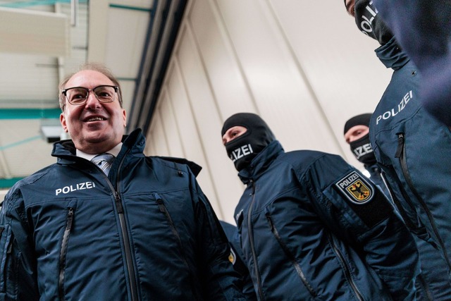 Die Kompetenzen der Bundespolizei werden ausgebaut.  | Foto: Carsten Koall/dpa