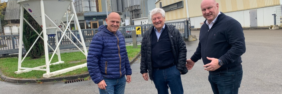 Vom Praktikanten zum Eigentmer: Freudentrnen im Maxit-Werk in Merdingen