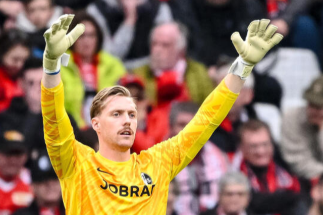 SC Freiburg geht mit Torhter Florian Mller ins Pokalspiel - und will Darmstadt nicht unterschtzen