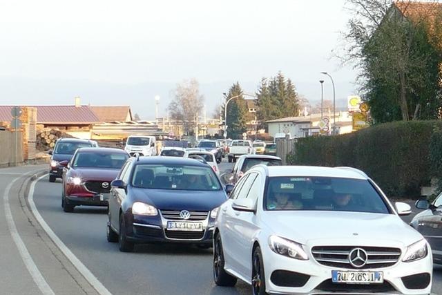 Die Anwohner der B317 in Hllstein sind viel zu hohen Lrmpegeln ausgesetzt